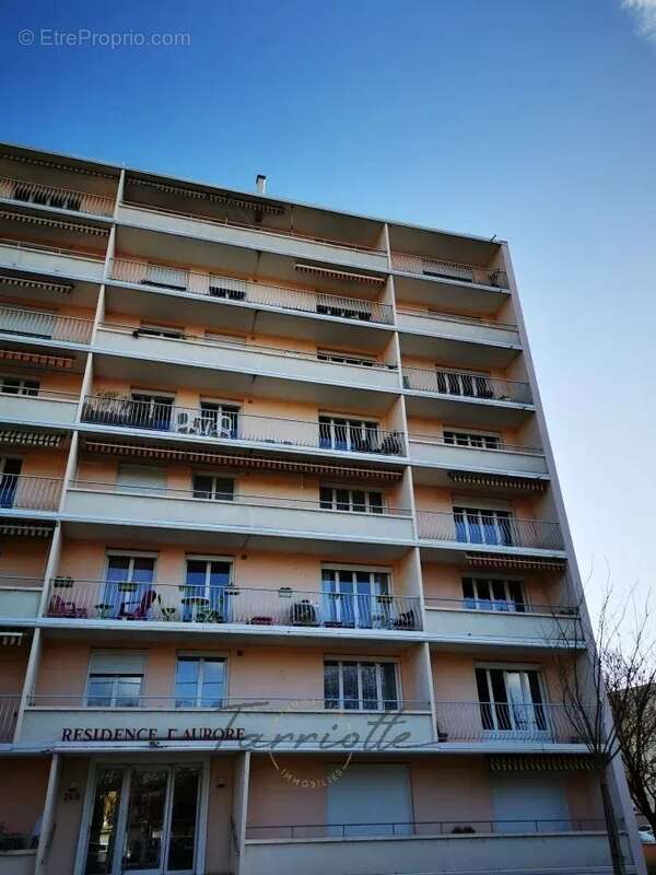Appartement à MONTELIMAR