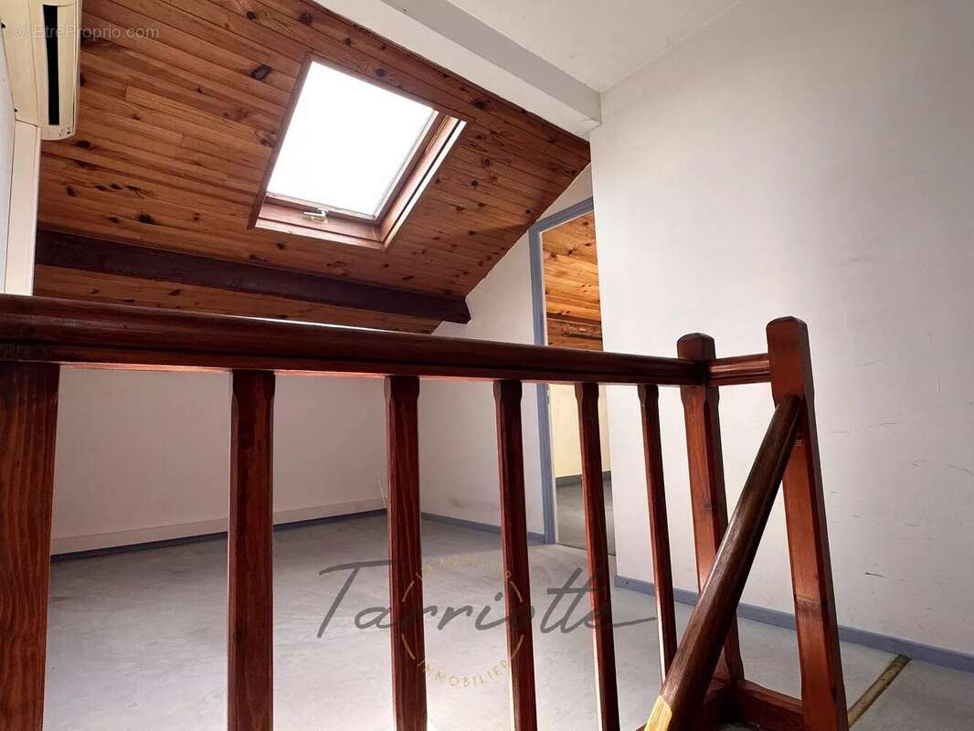 Maison à MONTELIMAR