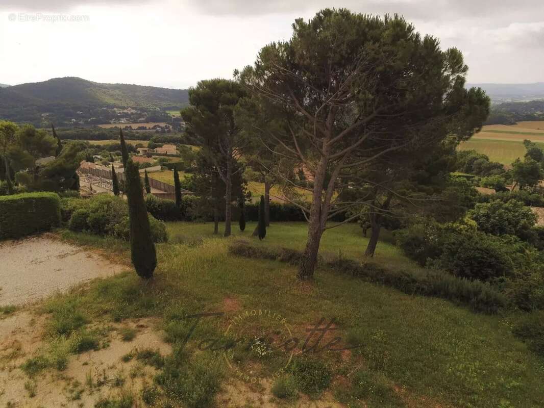 Terrain à SAVASSE