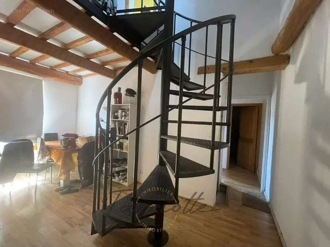 Maison à MALATAVERNE