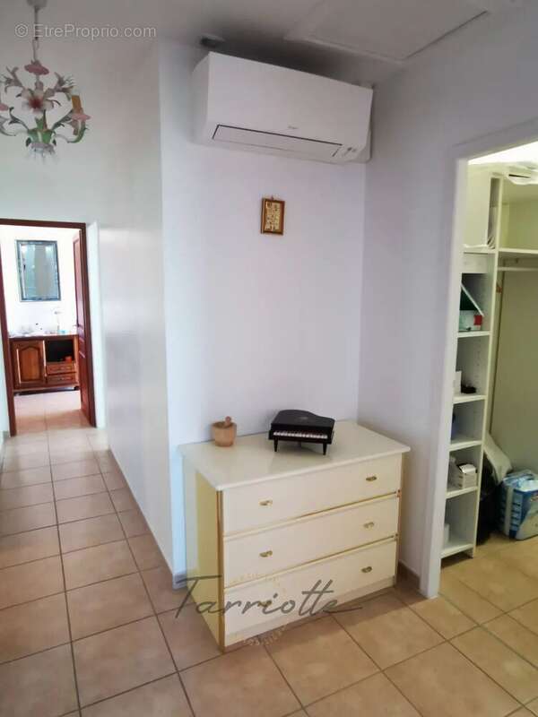 Maison à MONTELIMAR