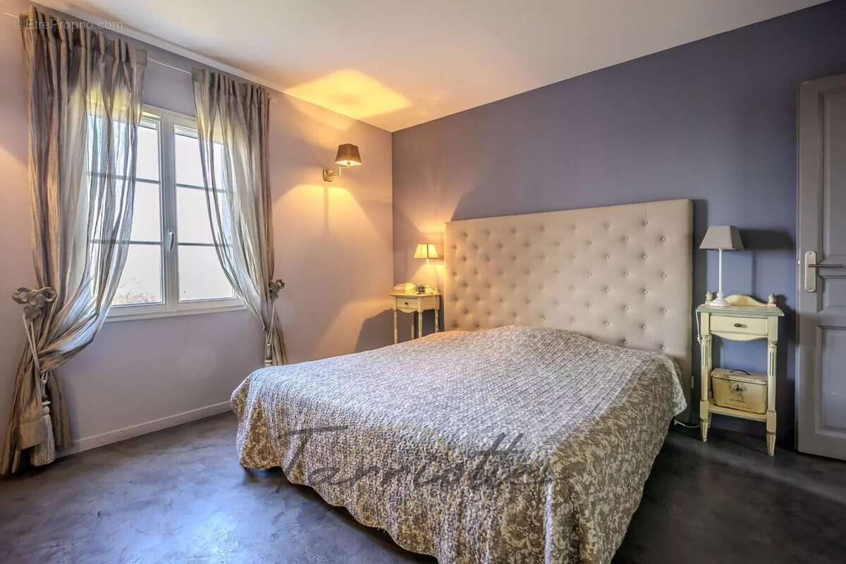 Maison à CHATEAUNEUF-DU-RHONE