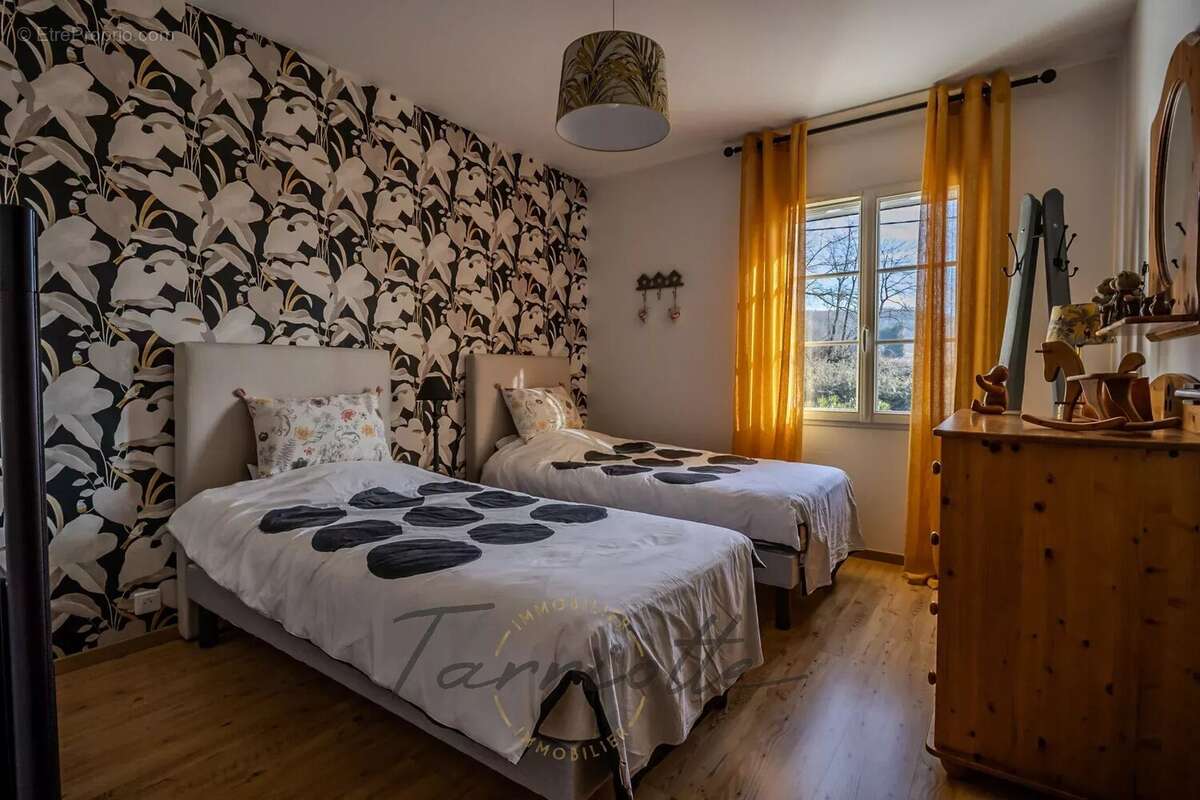 Maison à CHATEAUNEUF-DU-RHONE