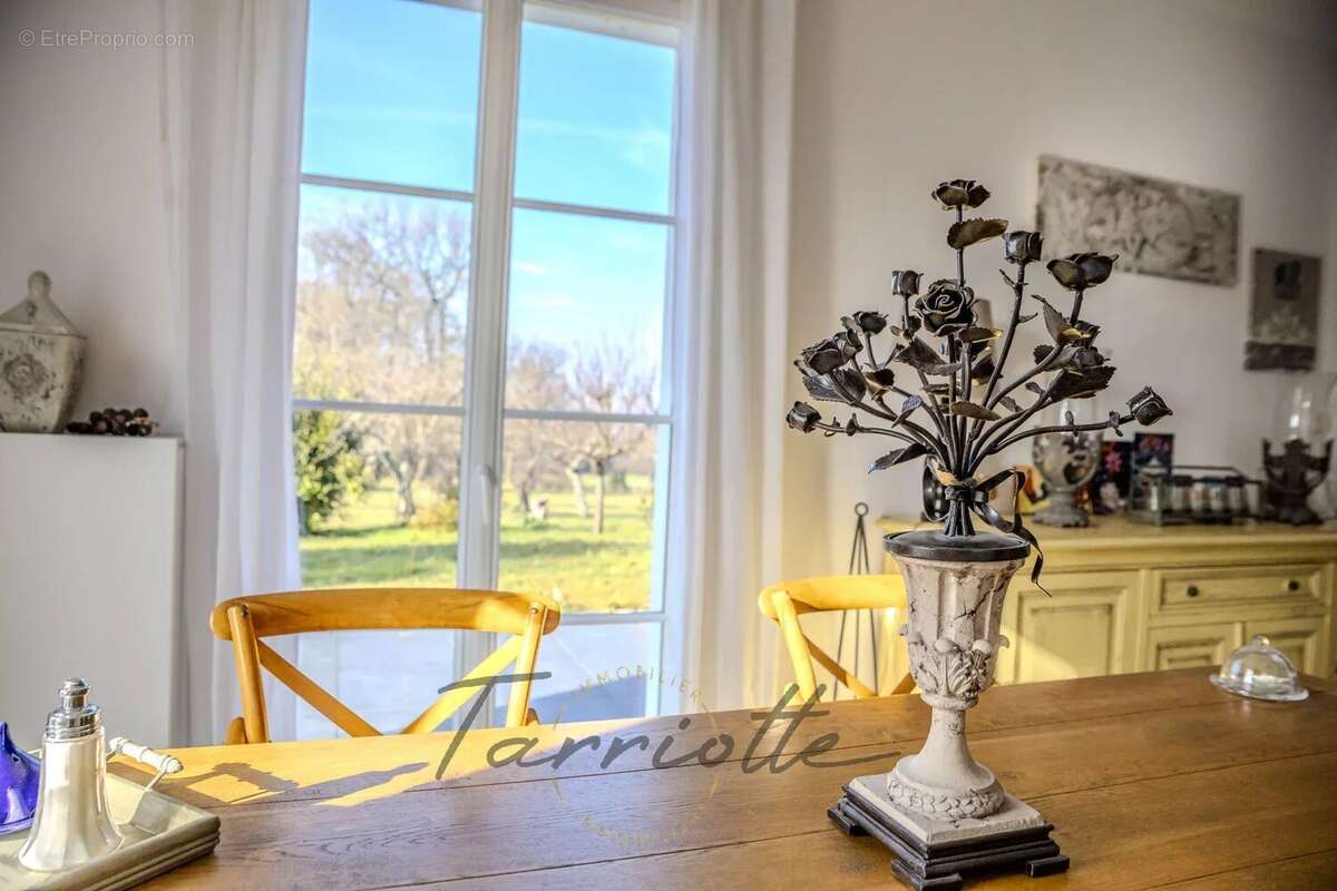 Maison à CHATEAUNEUF-DU-RHONE