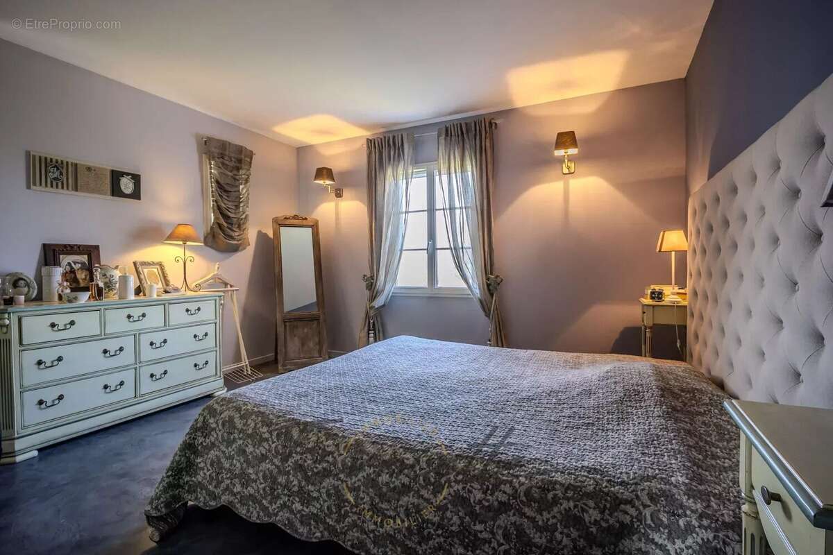 Maison à CHATEAUNEUF-DU-RHONE