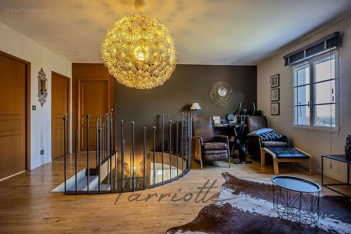 Maison à CHATEAUNEUF-DU-RHONE