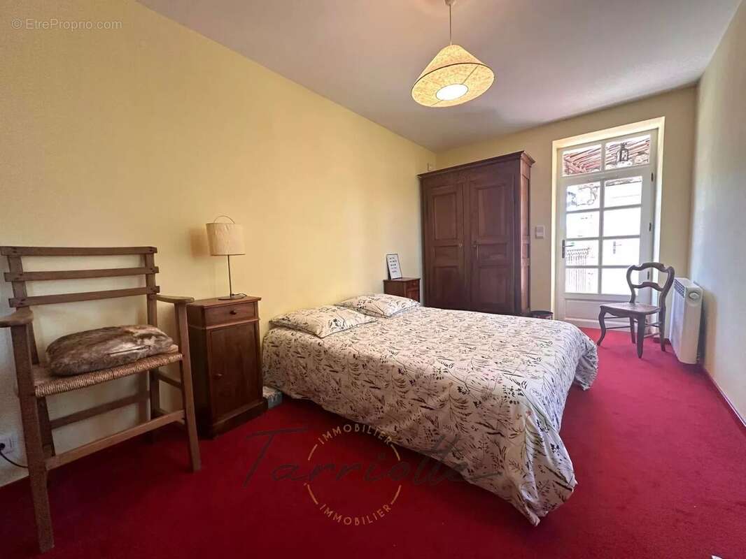 Maison à MONTELIMAR