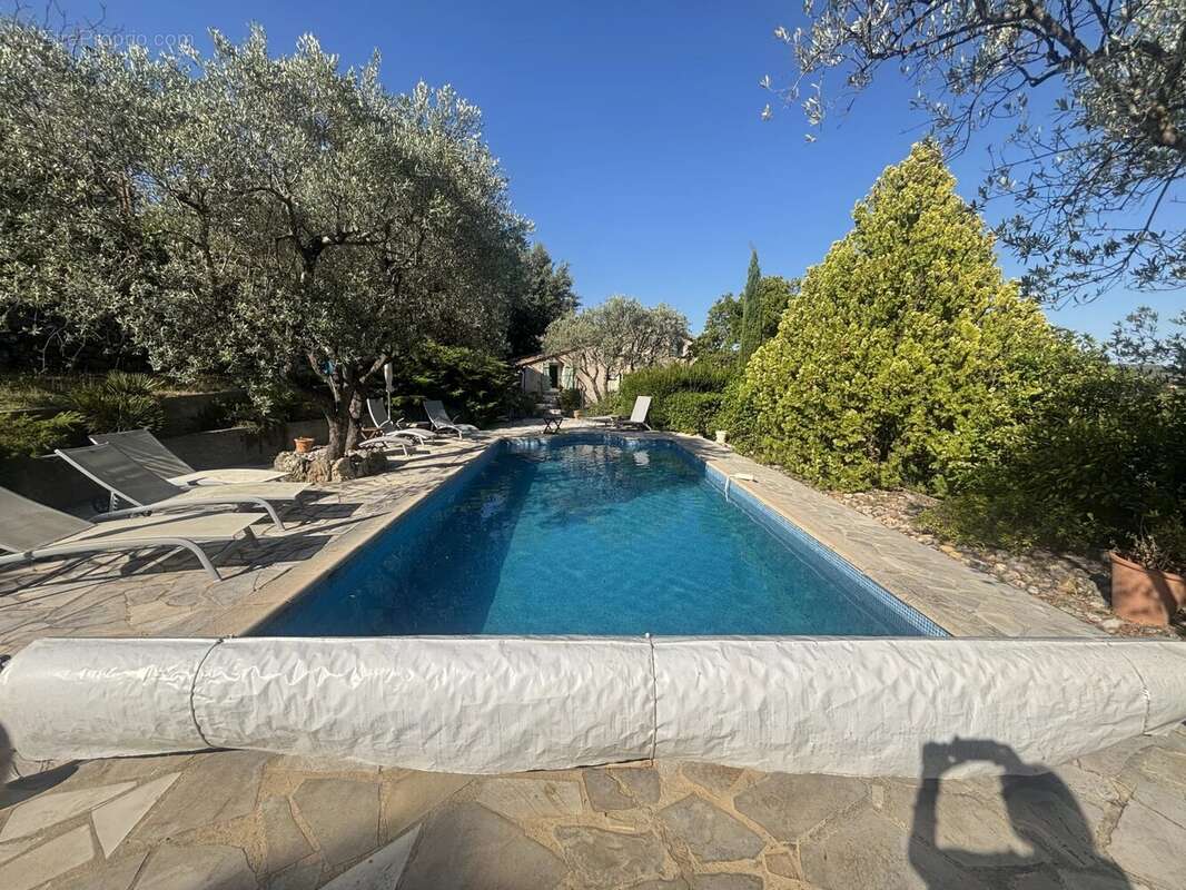 Maison à FIGANIERES