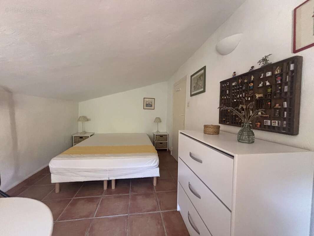 Maison à FIGANIERES