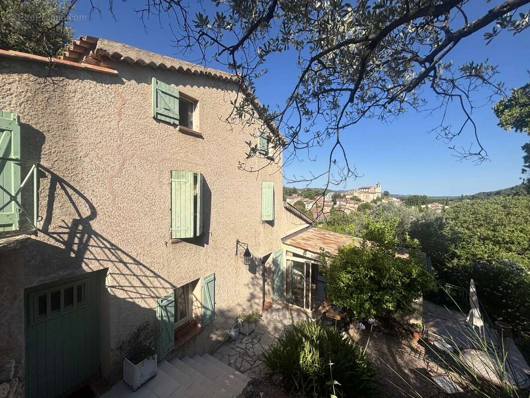 Maison à FIGANIERES