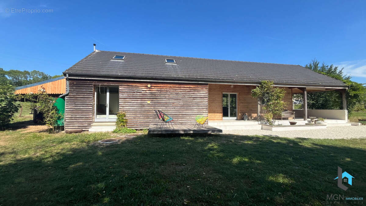 Maison à SAINT-DENIS-D&#039;AUTHOU