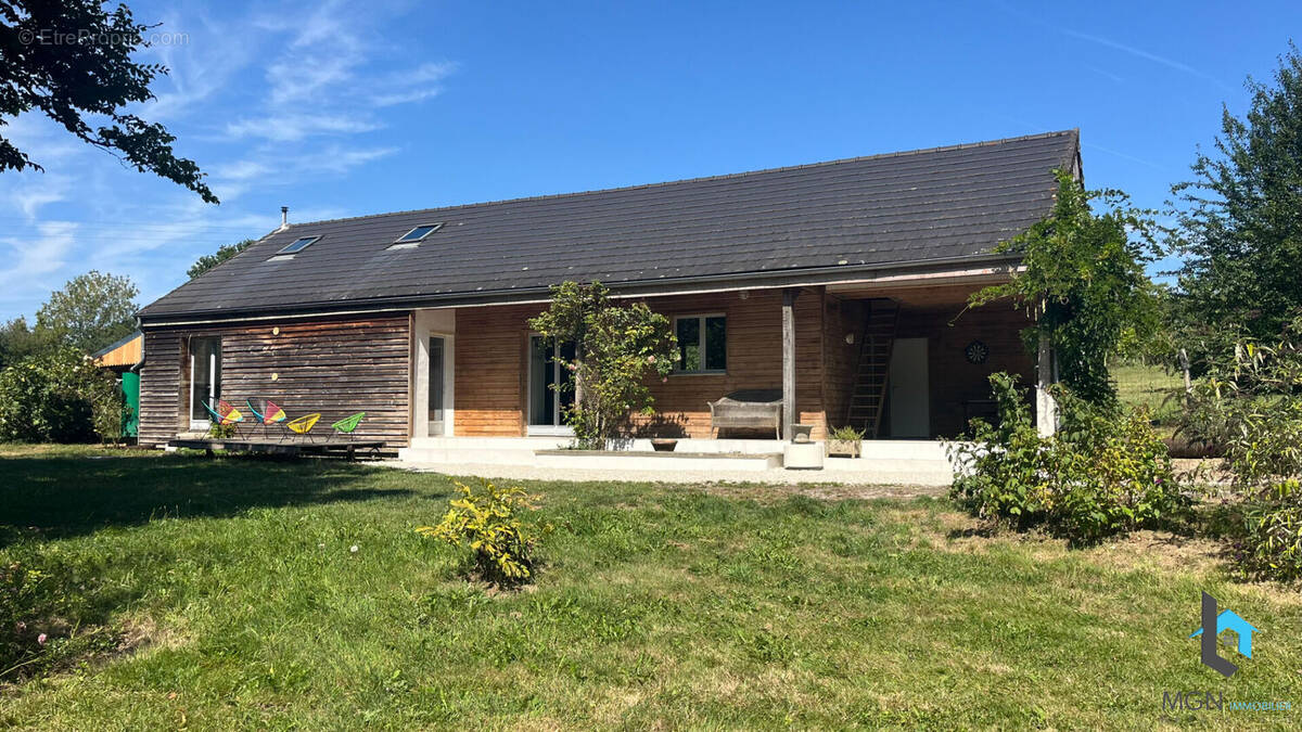 Maison à SAINT-DENIS-D&#039;AUTHOU