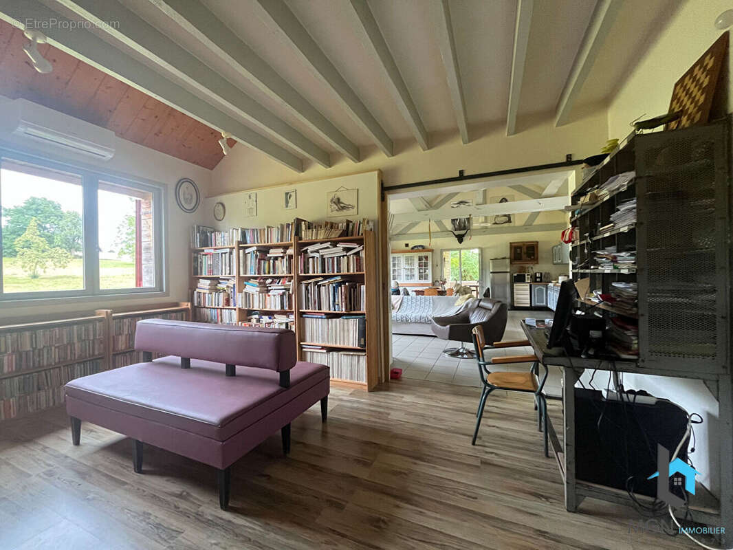 Maison à SAINT-DENIS-D&#039;AUTHOU