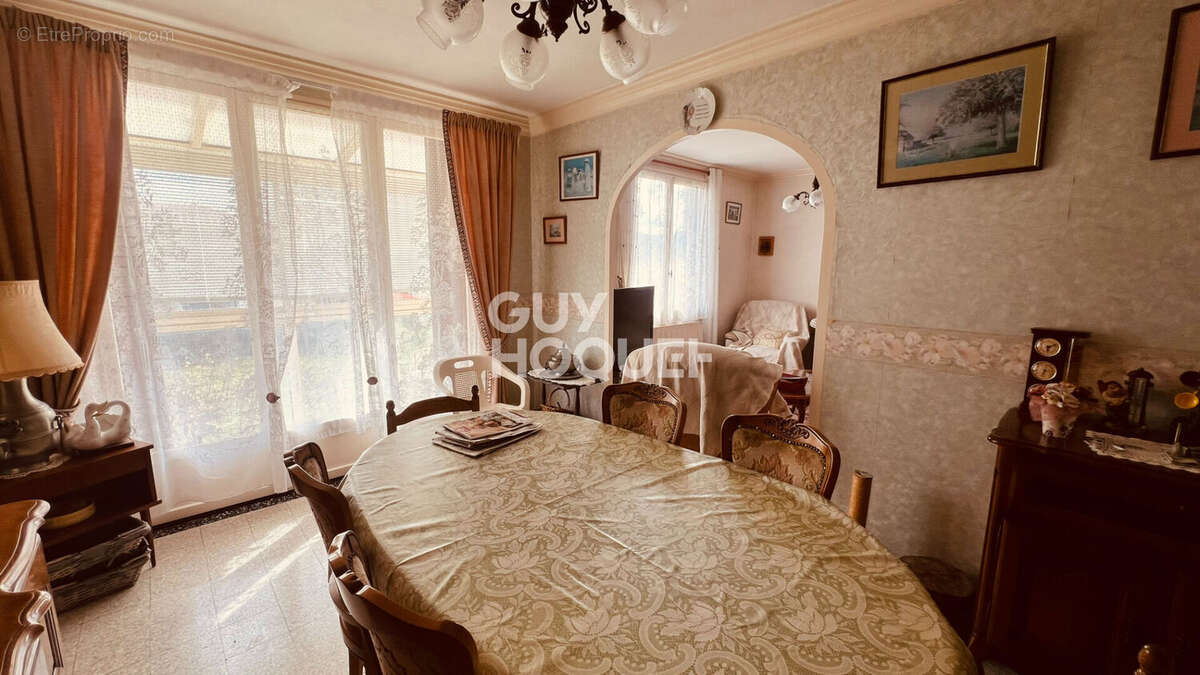 Maison à SAINT-ALBAN-DE-ROCHE