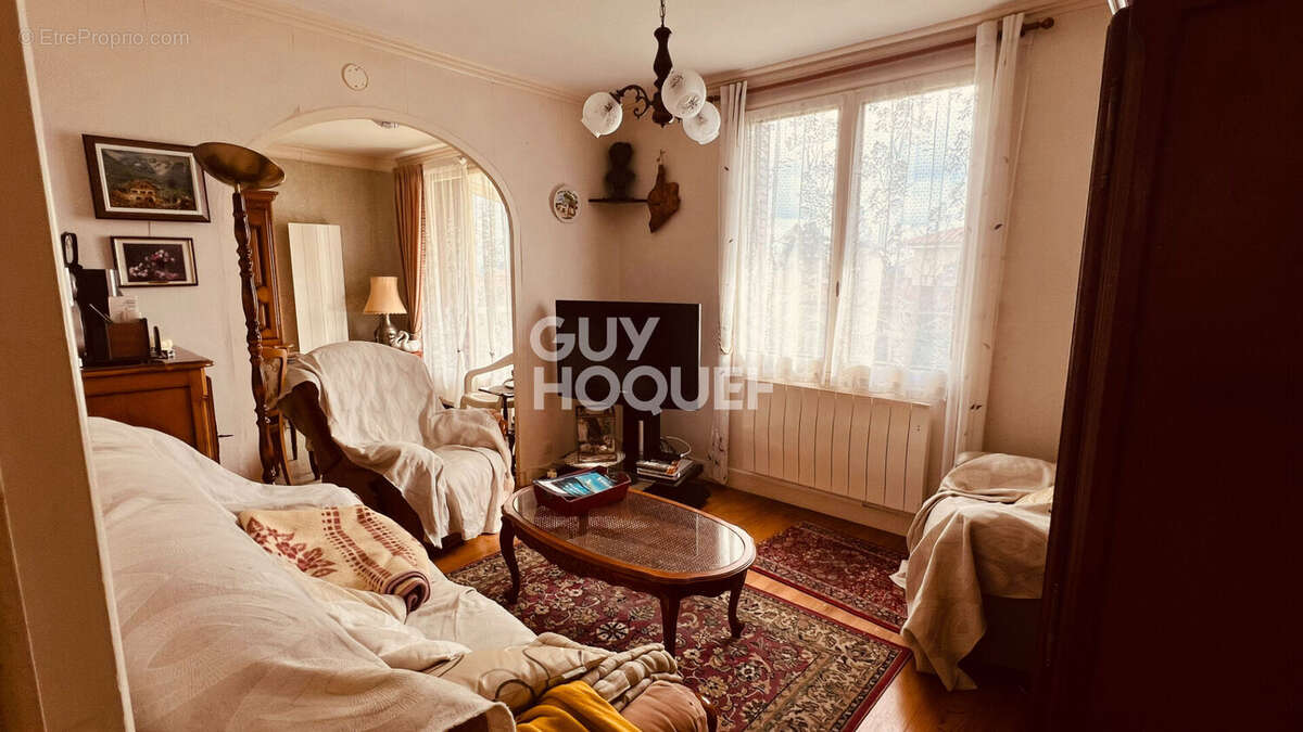 Maison à SAINT-ALBAN-DE-ROCHE