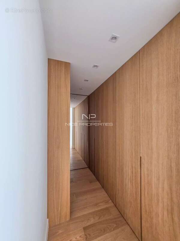 Maison à ROQUEBRUNE-CAP-MARTIN