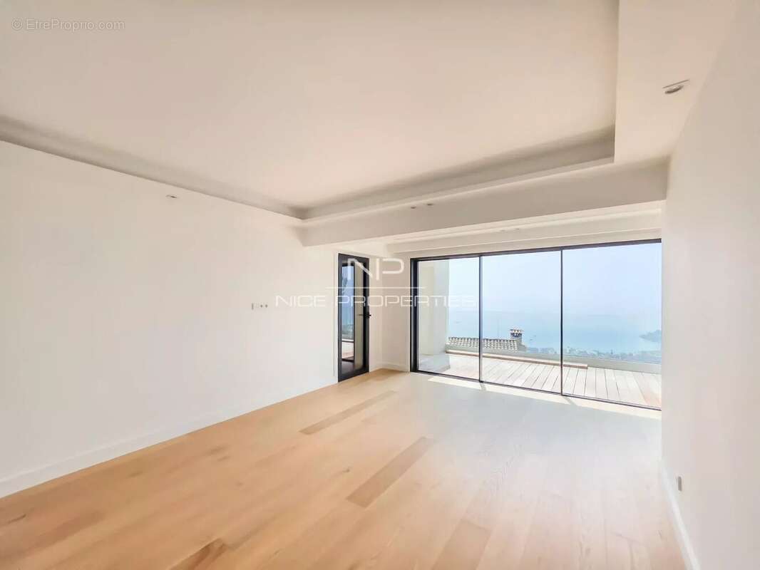 Maison à ROQUEBRUNE-CAP-MARTIN