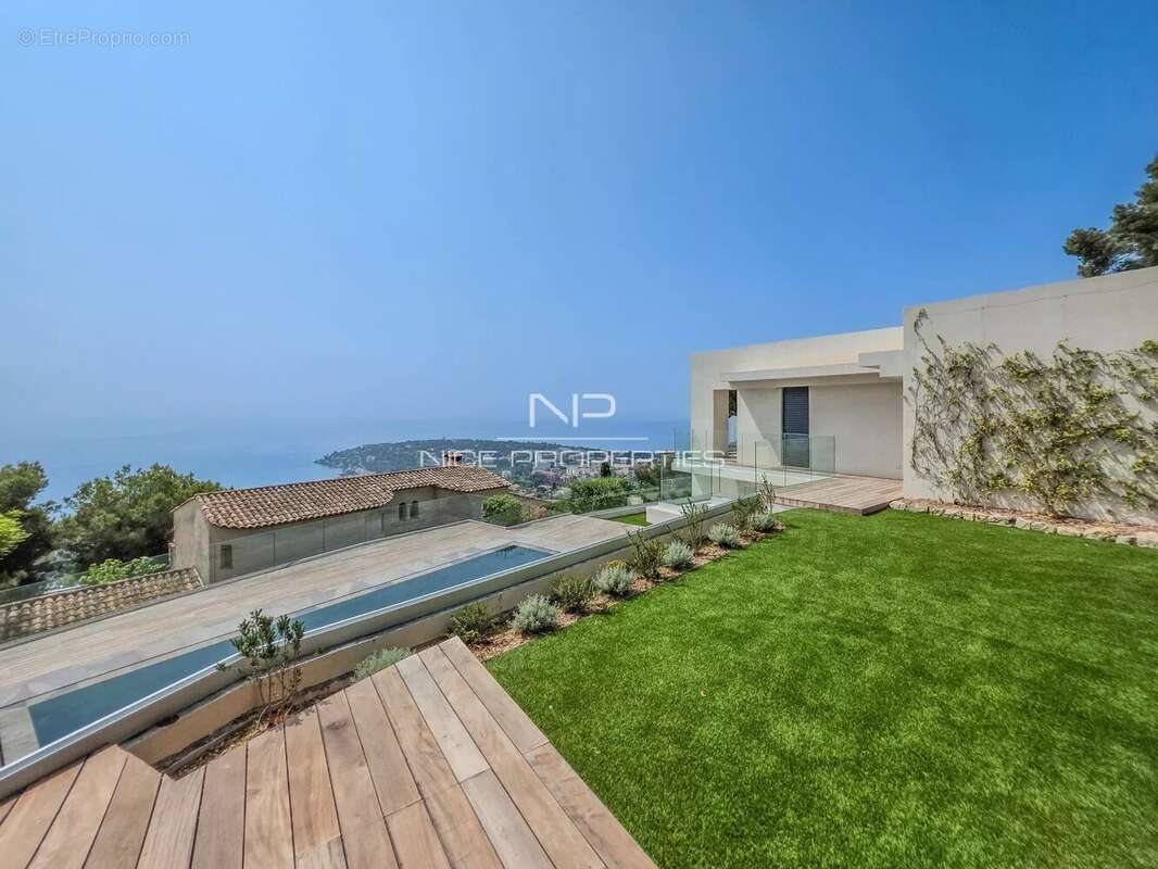 Maison à ROQUEBRUNE-CAP-MARTIN