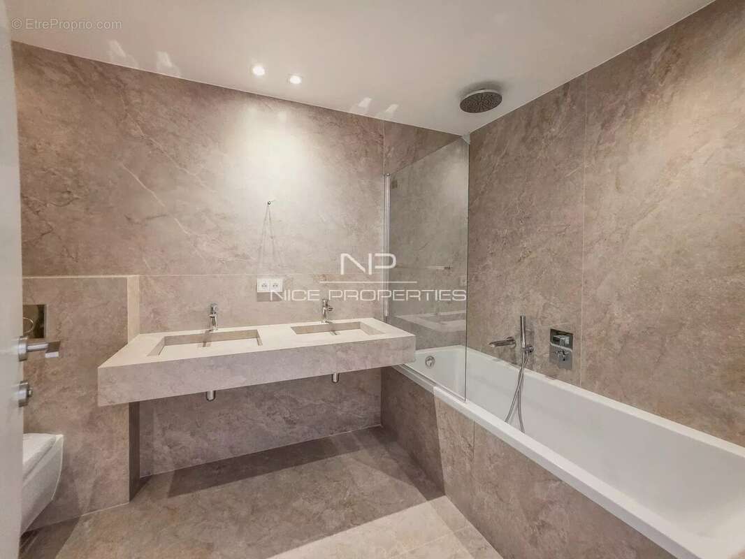 Maison à ROQUEBRUNE-CAP-MARTIN