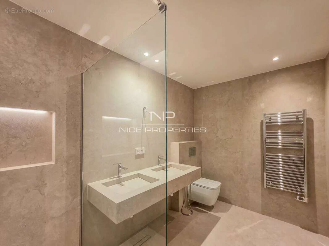 Maison à ROQUEBRUNE-CAP-MARTIN