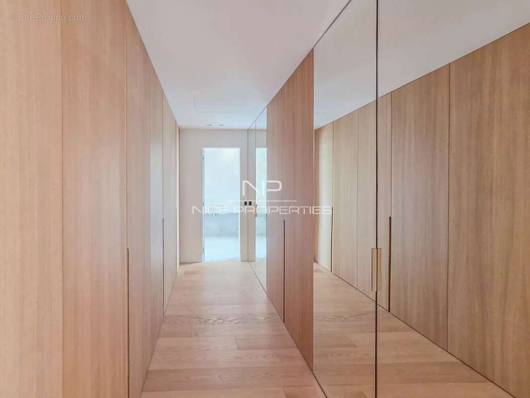 Maison à ROQUEBRUNE-CAP-MARTIN