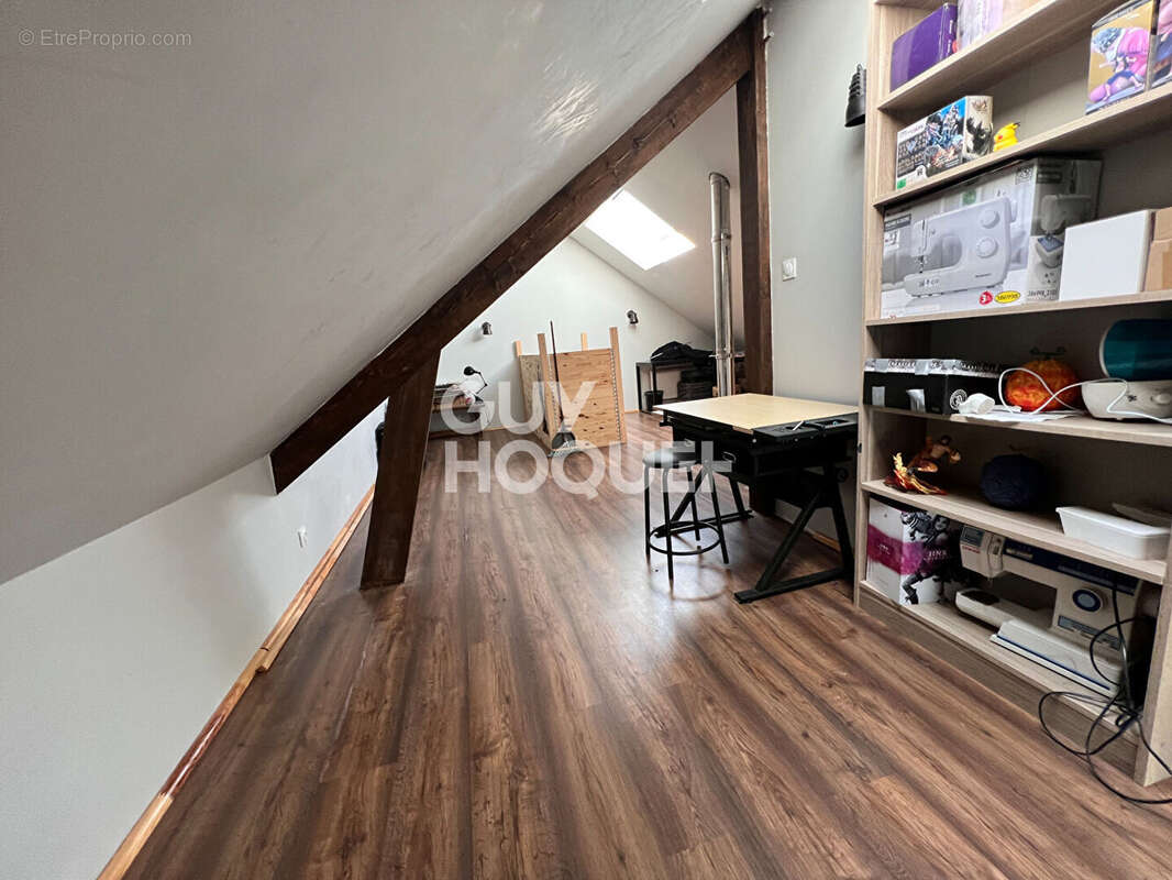 Maison à CHARMOILLE