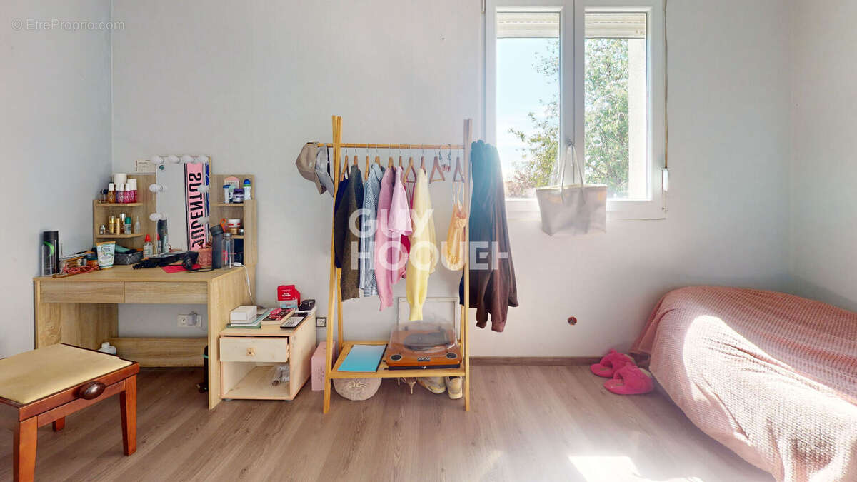 Maison à CHARMOILLE