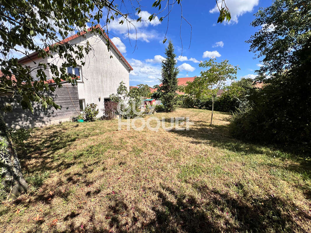 Maison à CHARMOILLE