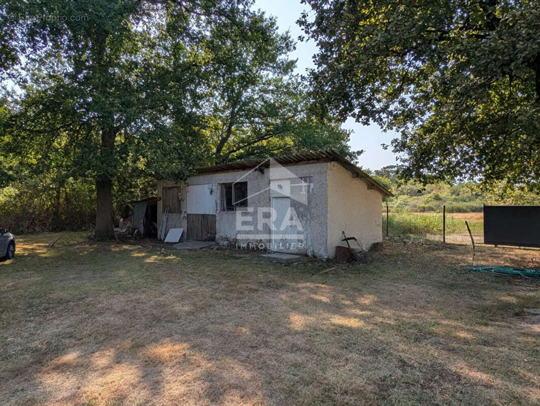 Maison à MENESPLET