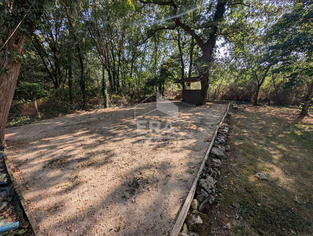 Maison à MONTPON-MENESTEROL