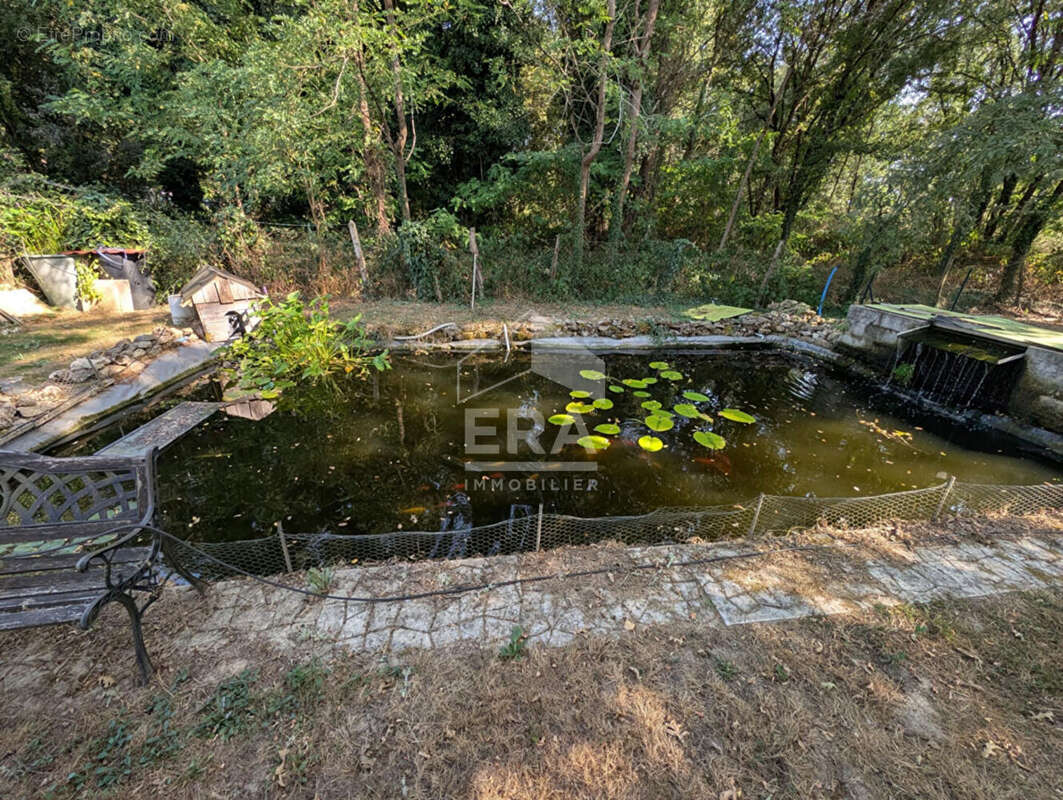 Maison à MONTPON-MENESTEROL