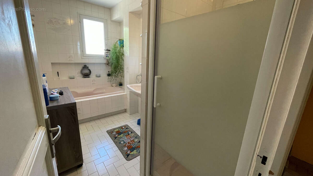 Maison à SAINT-AGNANT