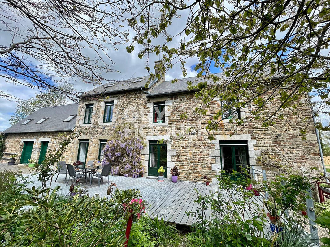 Maison à MARCEY-LES-GREVES