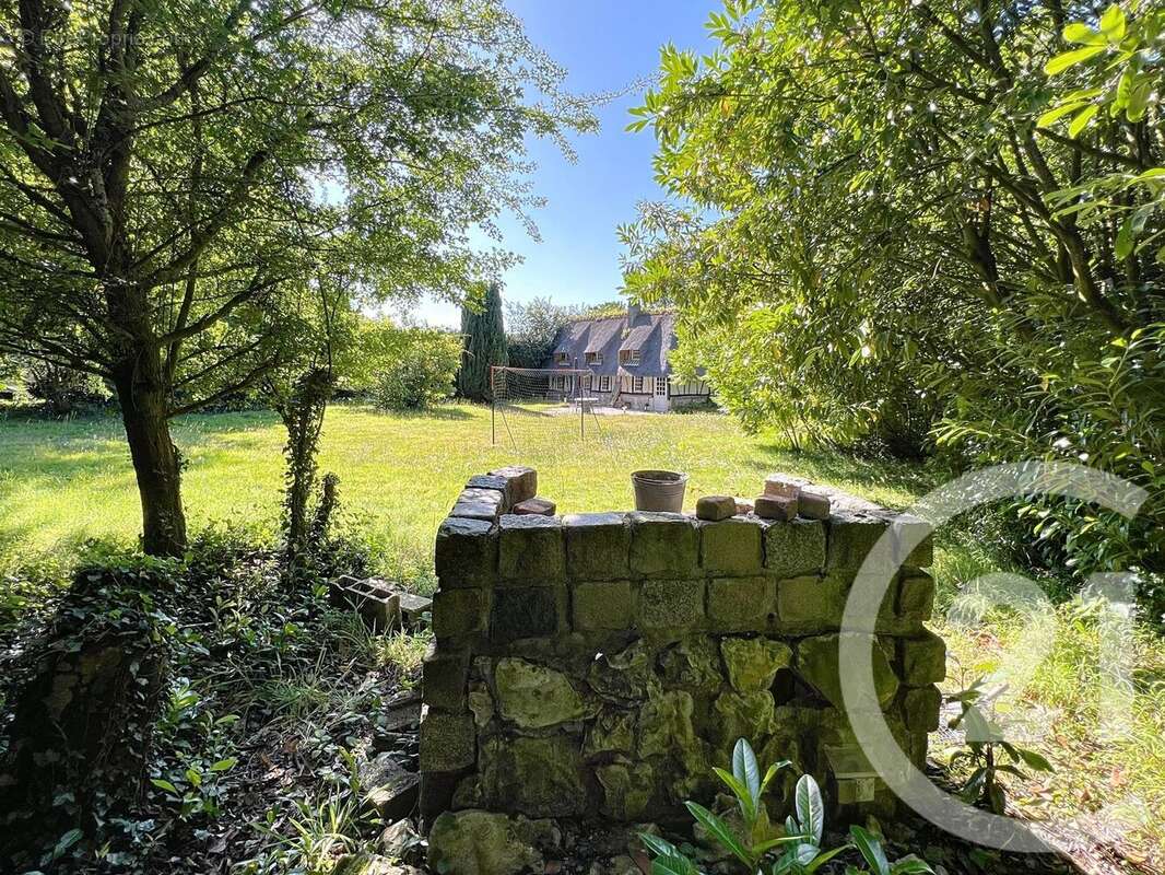 Maison à MONTFORT-SUR-RISLE