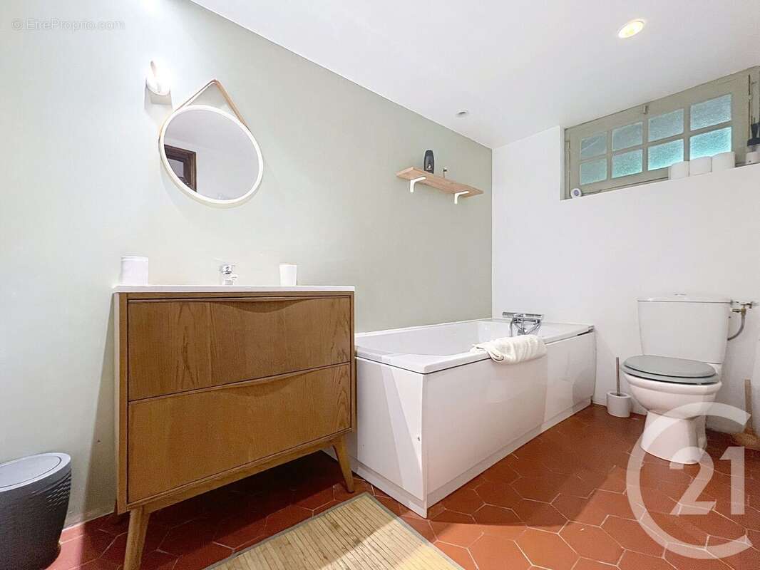 Maison à MONTFORT-SUR-RISLE