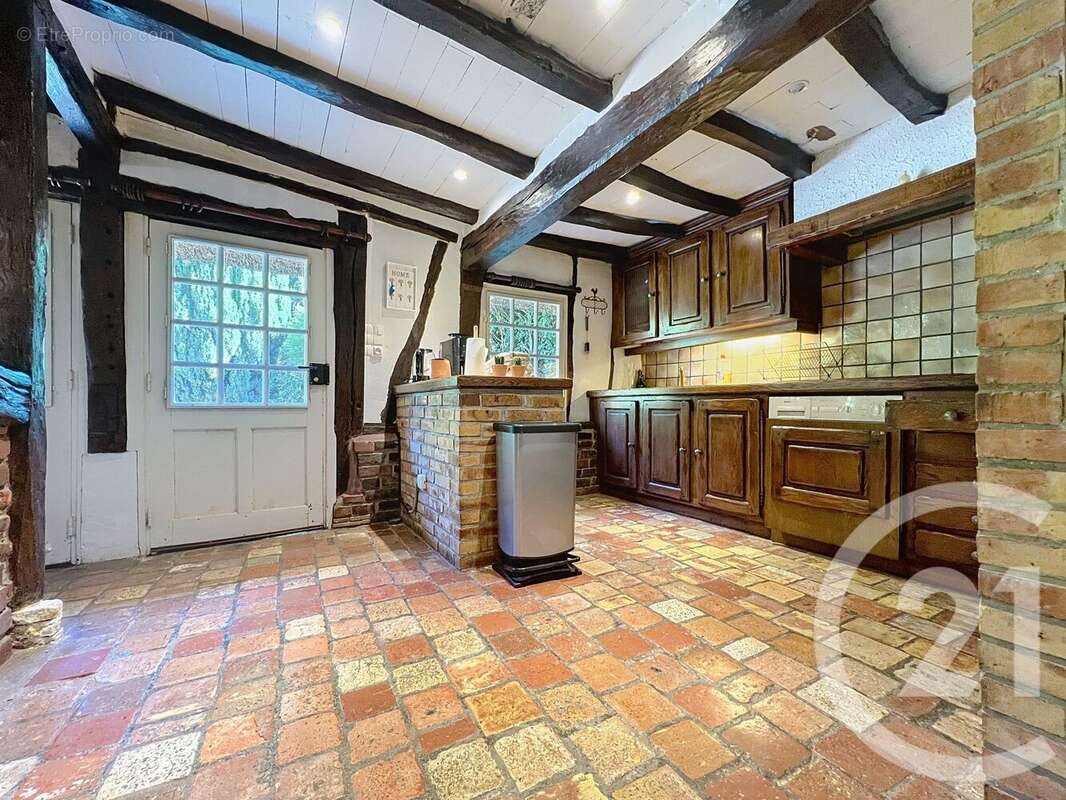 Maison à MONTFORT-SUR-RISLE