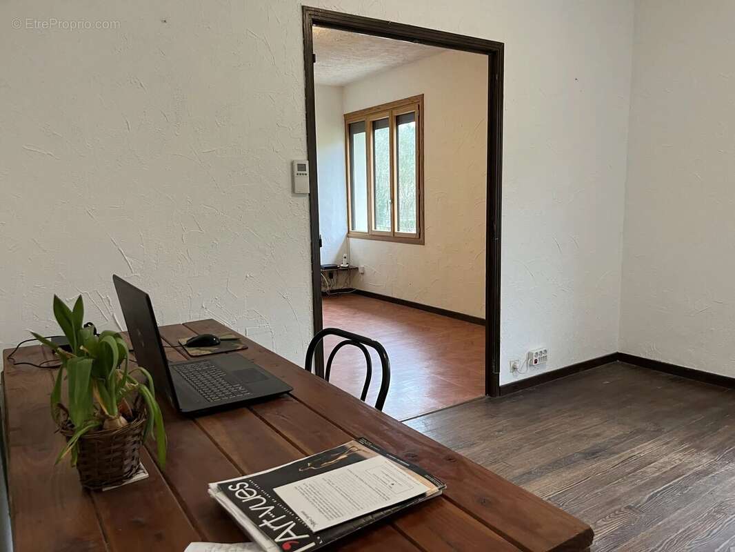 Maison à VERRERIES-DE-MOUSSANS