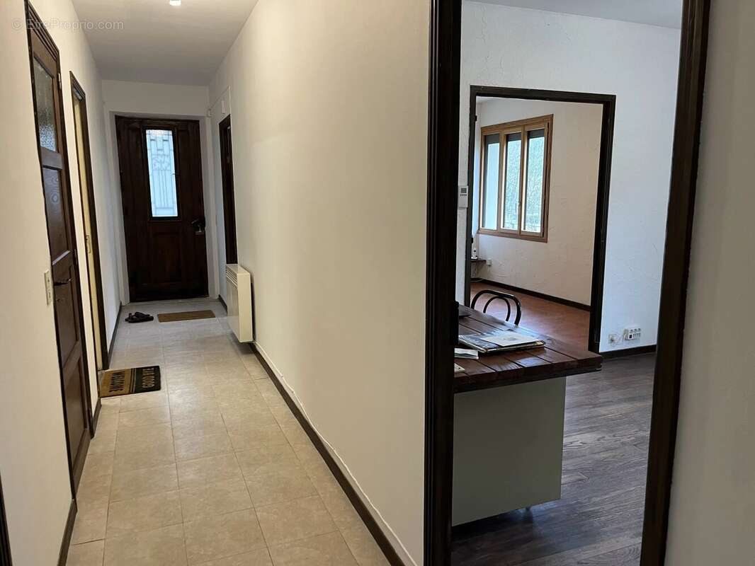 Maison à VERRERIES-DE-MOUSSANS