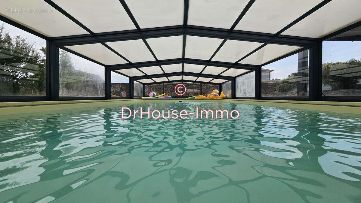 Maison à SAINT-SATURNIN