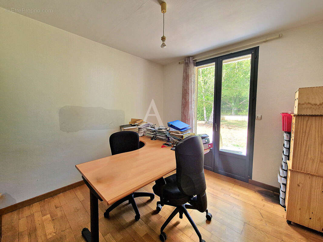 Maison à BAZOUGES-SUR-LE-LOIR