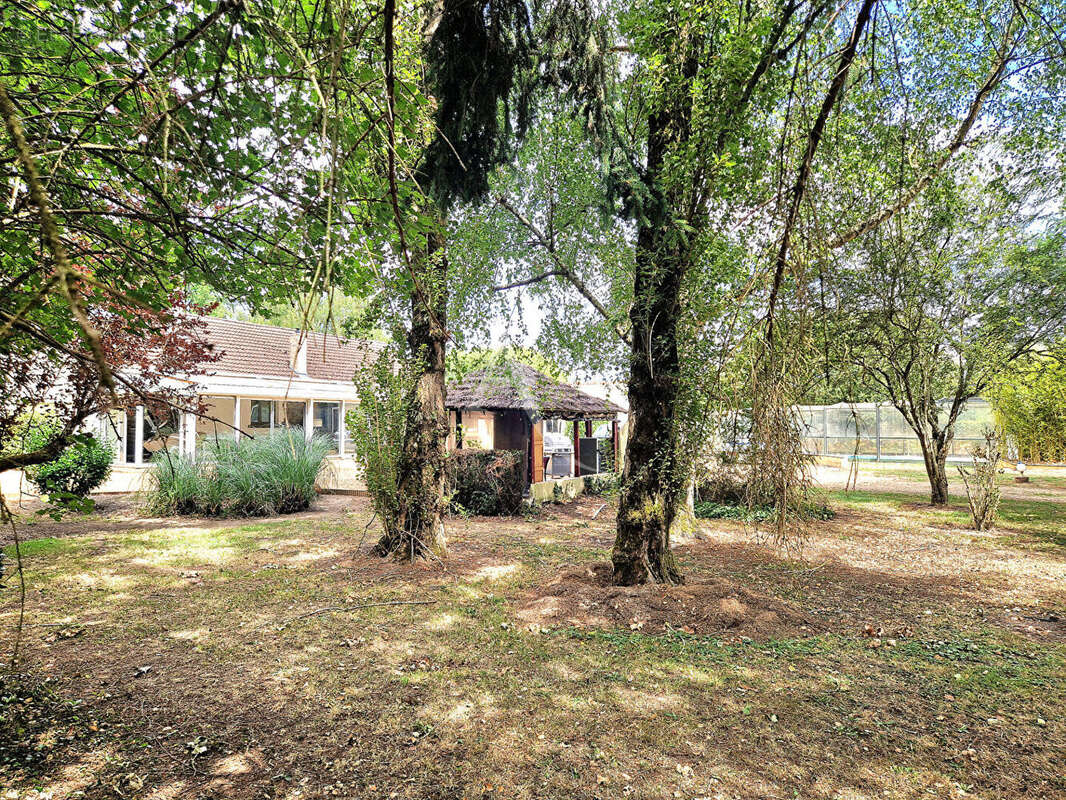 Maison à BAZOUGES-SUR-LE-LOIR