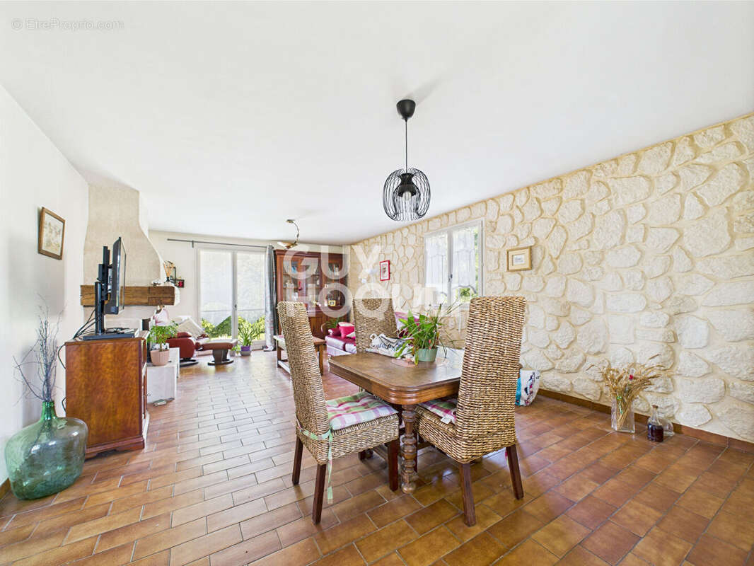 Maison à BARDOUVILLE