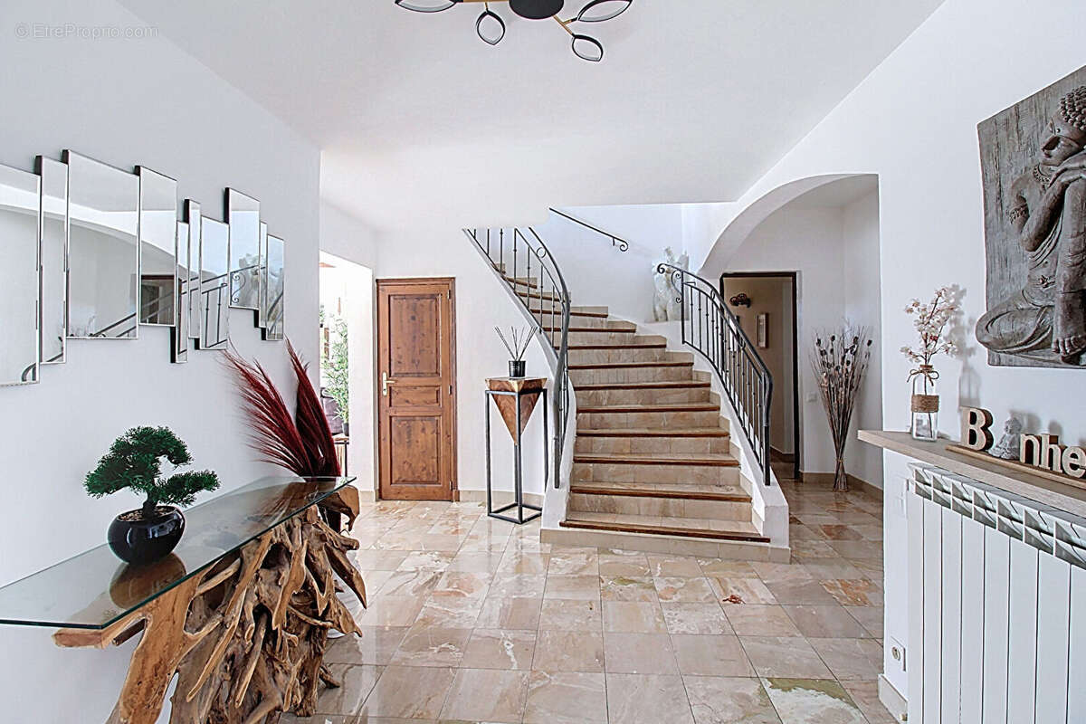 Maison à DRAGUIGNAN