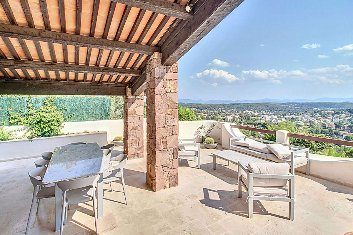 Maison à DRAGUIGNAN