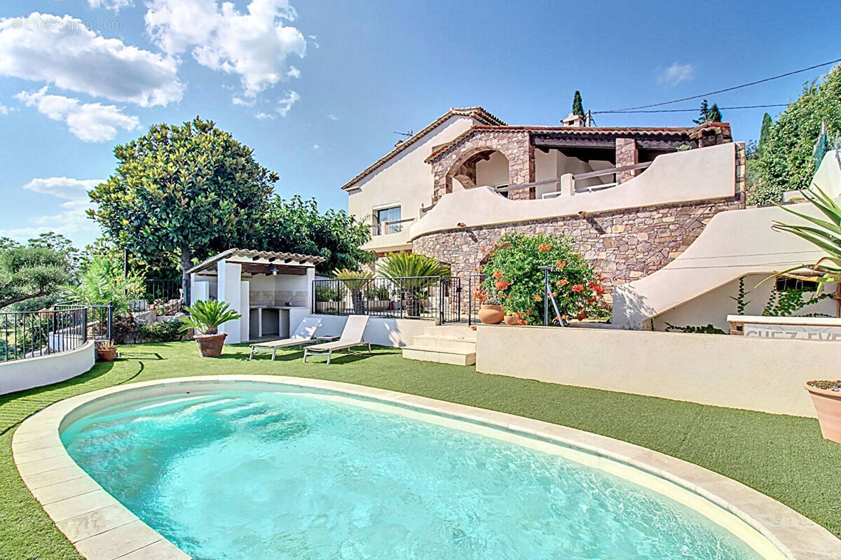 Maison à DRAGUIGNAN