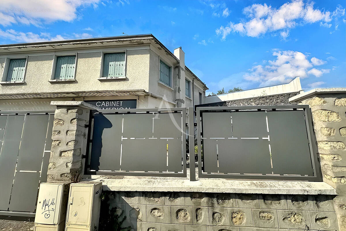 Appartement à IVRY-SUR-SEINE