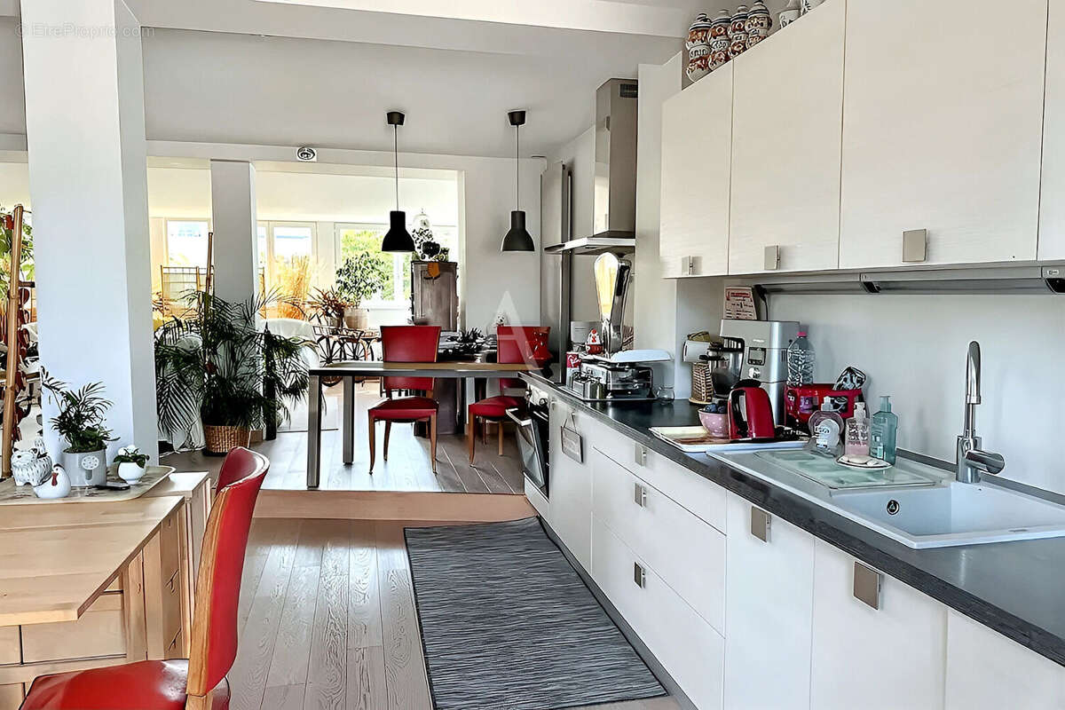 Appartement à IVRY-SUR-SEINE