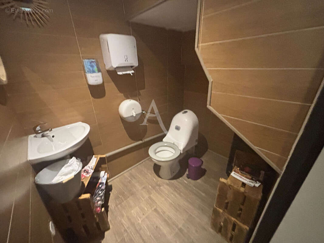 Commerce à CARCASSONNE