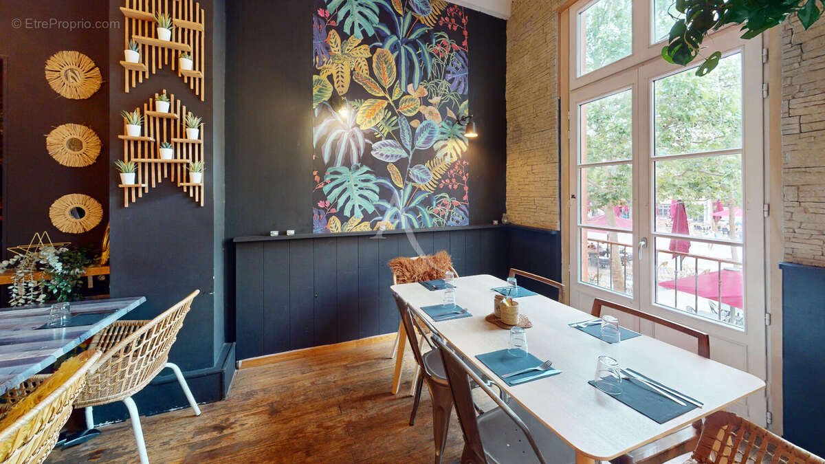 Commerce à CARCASSONNE