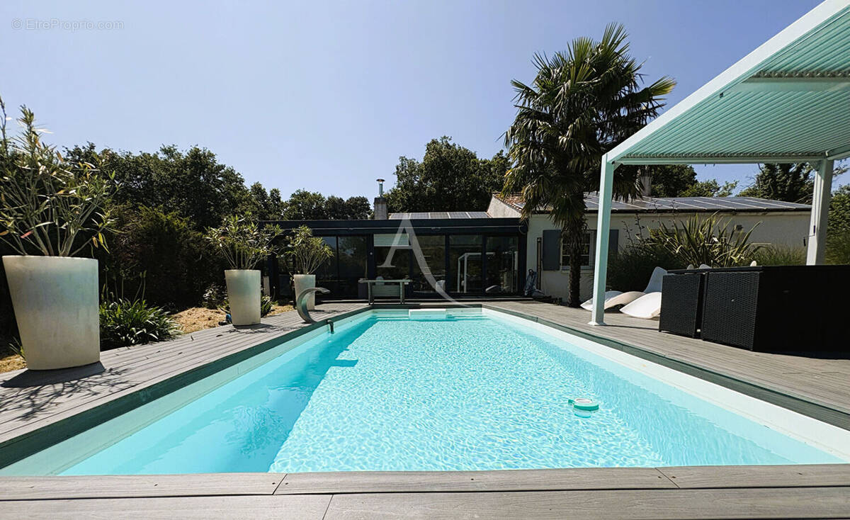 Maison à SAINTE-FOY